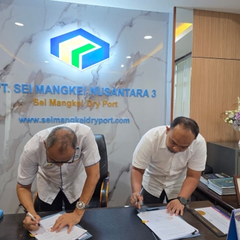 Pisah Sambut Plt Direktur PT Sei Mangkei Nusantara Tiga Digelar Khidmat